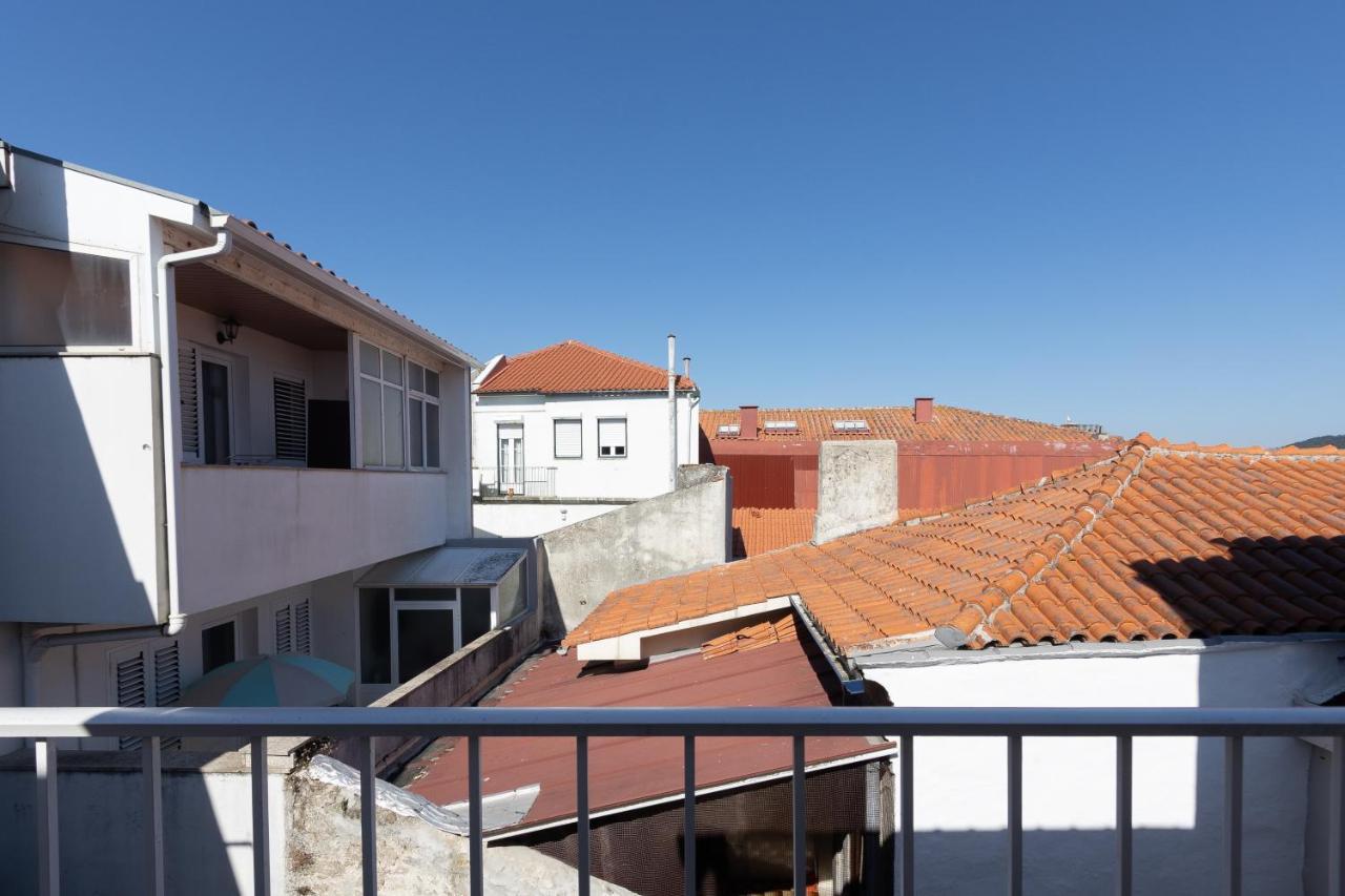 Dona Emilia Guest House & Studio Apartment Building ビアナドカステロ エクステリア 写真