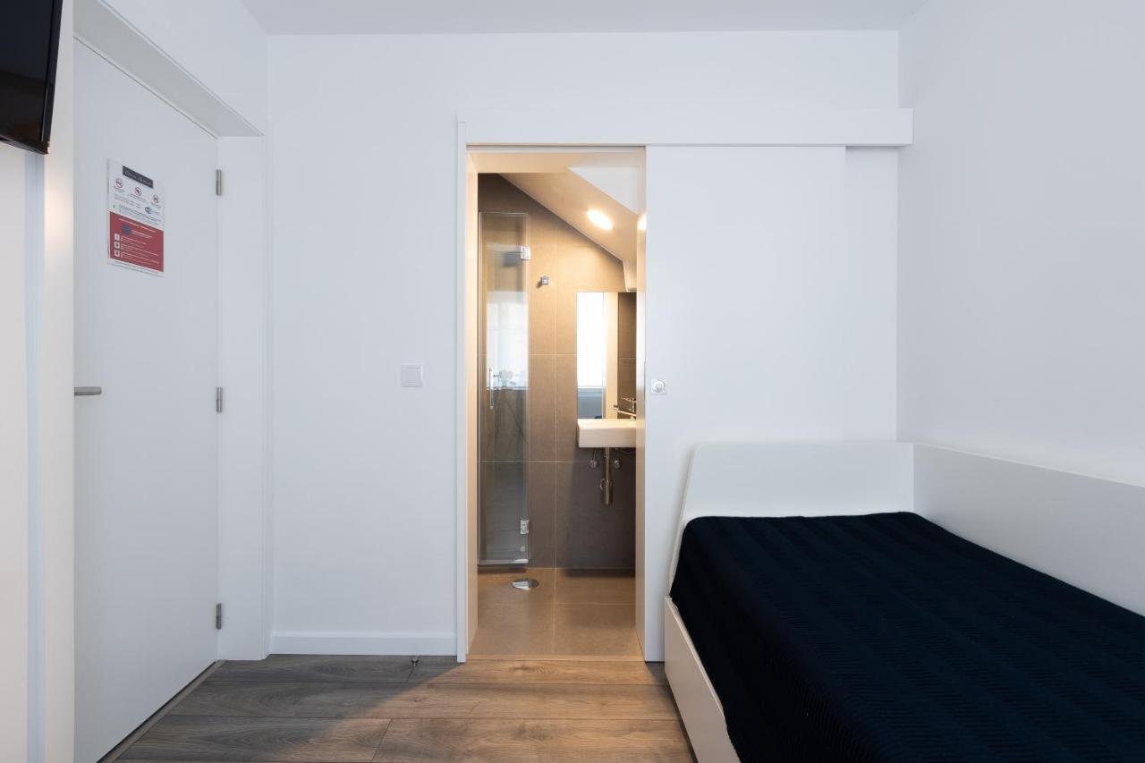 Dona Emilia Guest House & Studio Apartment Building ビアナドカステロ エクステリア 写真