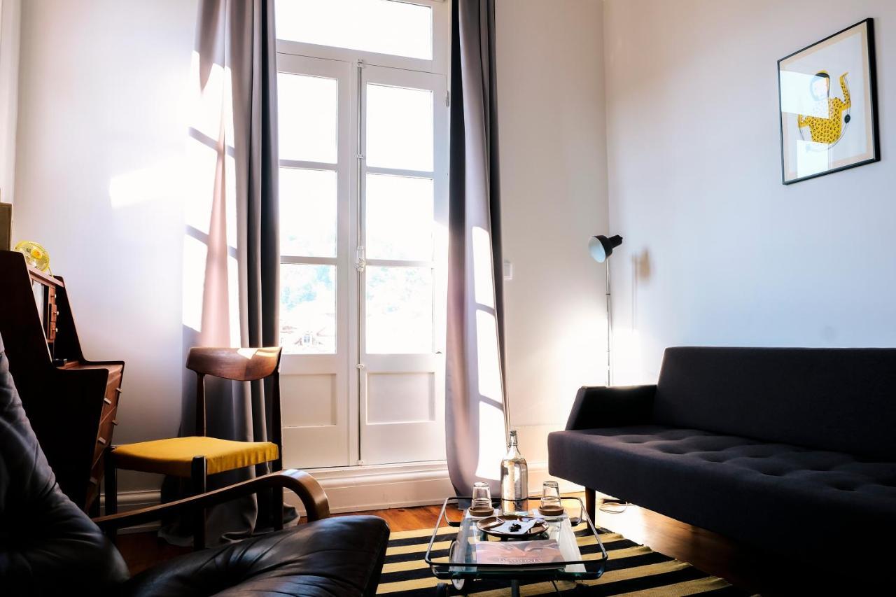 Dona Emilia Guest House & Studio Apartment Building ビアナドカステロ エクステリア 写真