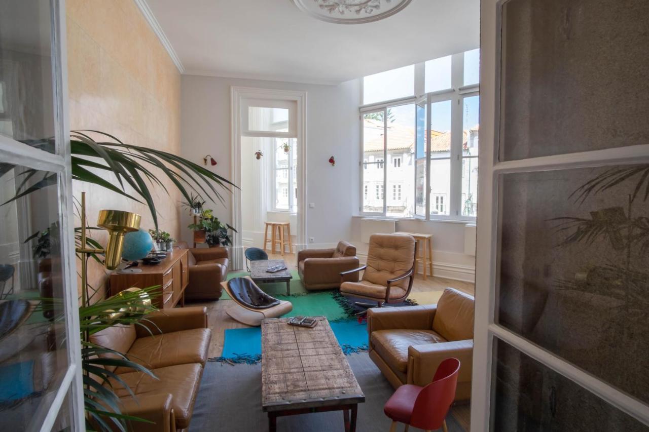 Dona Emilia Guest House & Studio Apartment Building ビアナドカステロ エクステリア 写真