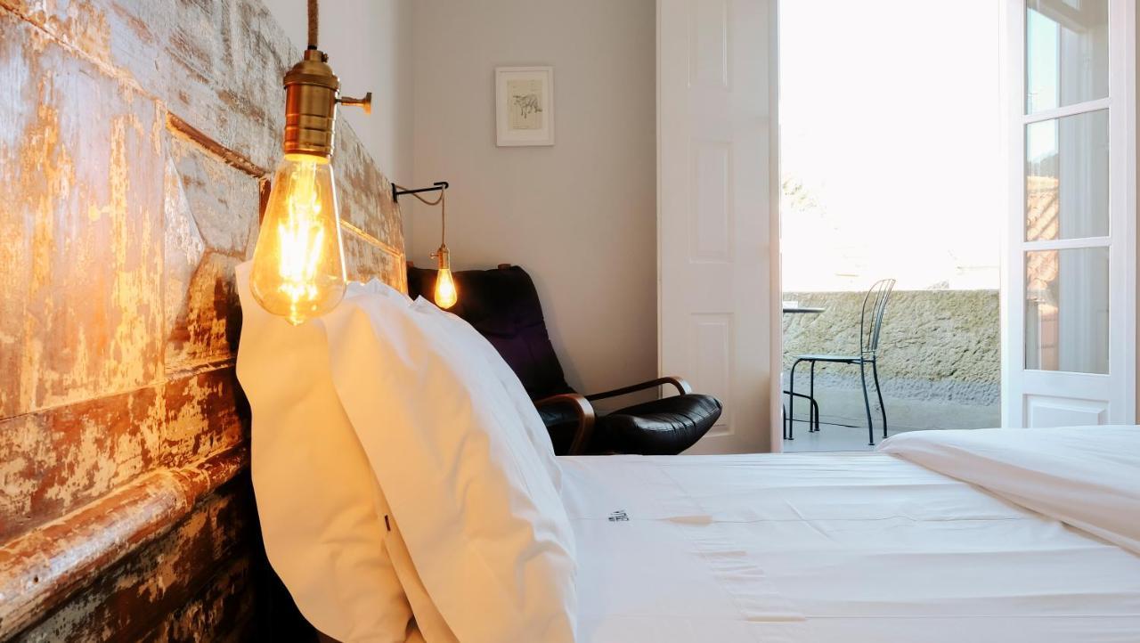 Dona Emilia Guest House & Studio Apartment Building ビアナドカステロ エクステリア 写真