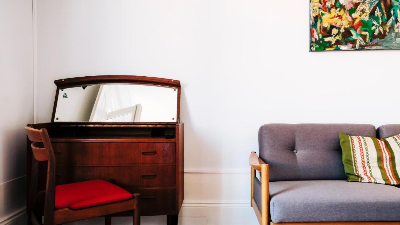 Dona Emilia Guest House & Studio Apartment Building ビアナドカステロ エクステリア 写真